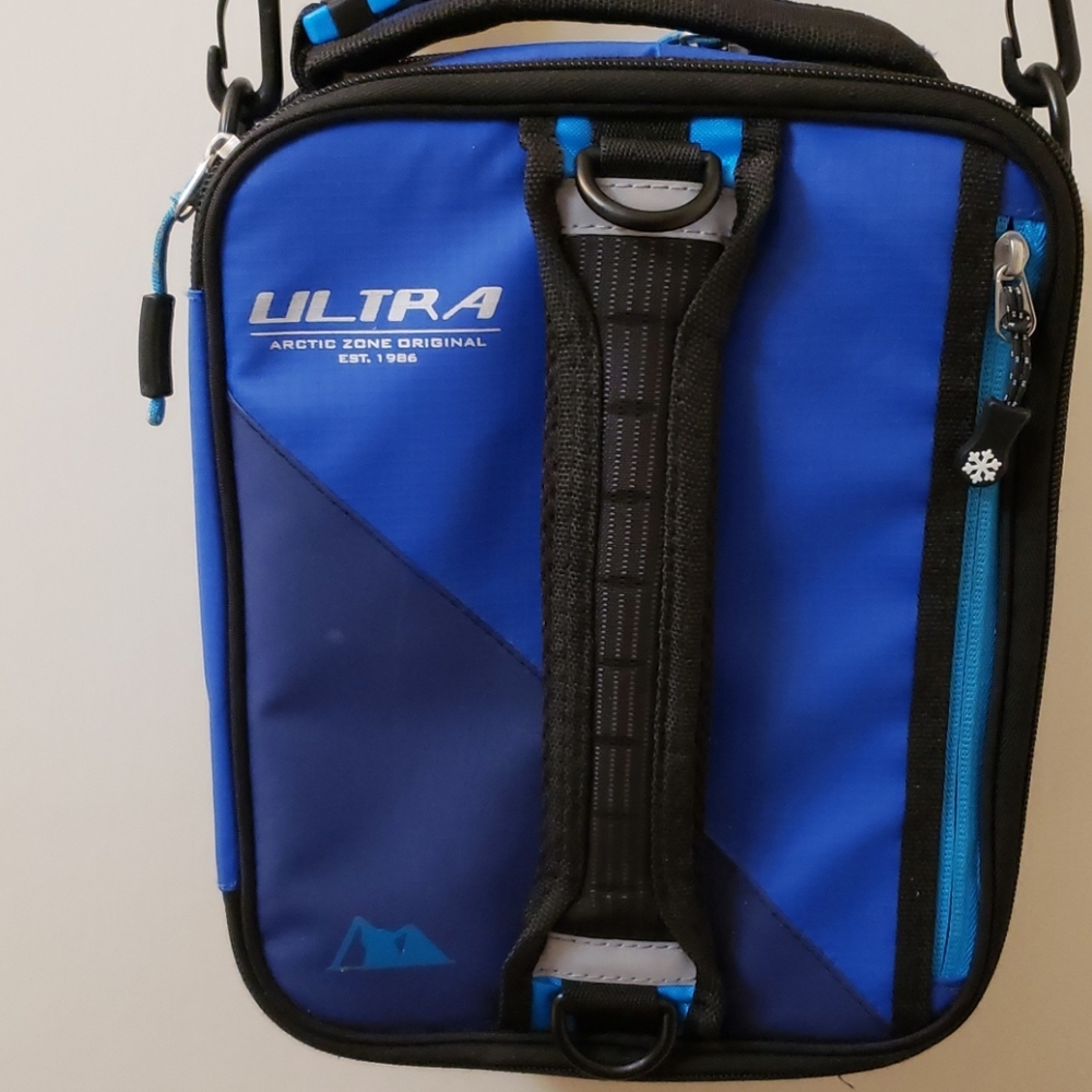 Ultra Artic Zone Lunch Bag.